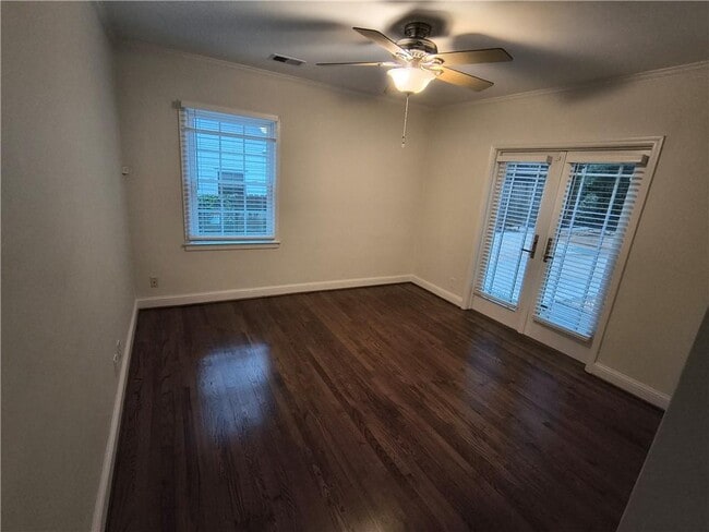 Building Photo - 2221 Melante Dr NE