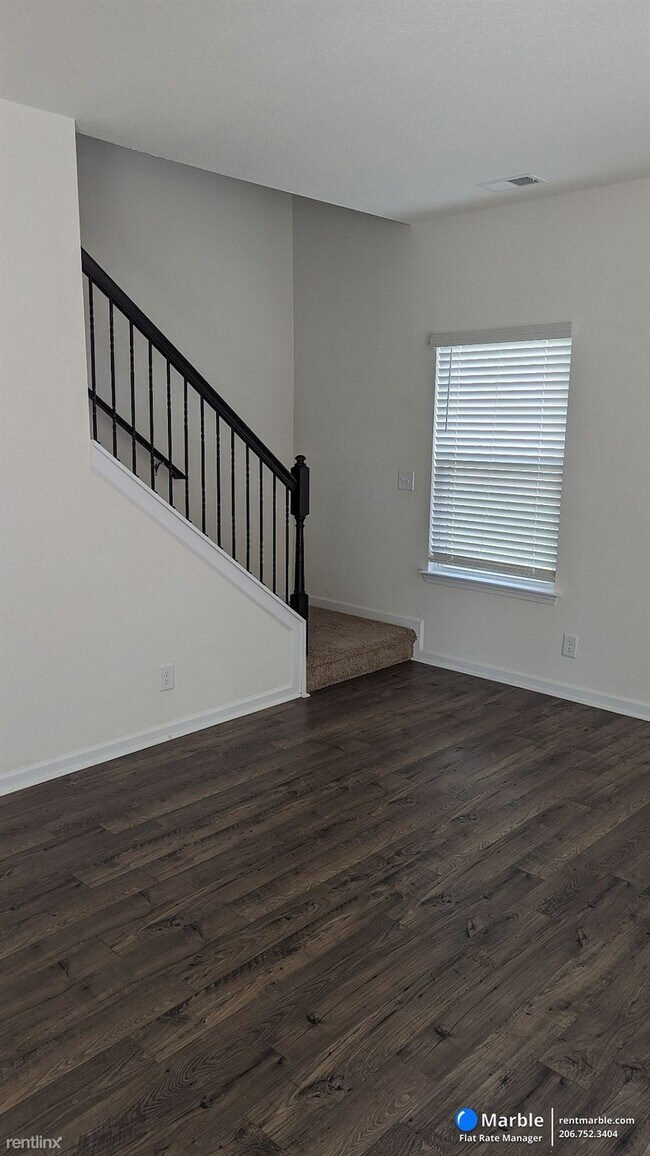 Foto del edificio - 4 br, 2.5 bath House - 2842 Red Barn Rd