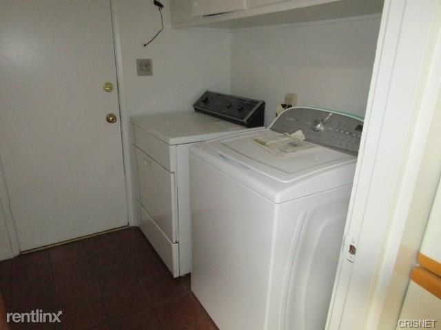 Foto del edificio - 3 br, 2 bath House - 10417 Canby Ave 1