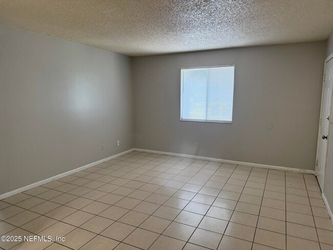 Building Photo - 5120 Westchase Ct