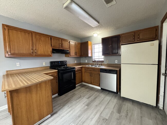 Foto del edificio - 6 Rosewood Pl