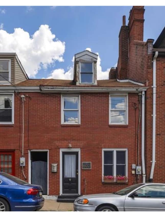 One-of-a-Kind Deutschtown Rental – Smart Design Meets True City Living - One-of-a-Kind Deutschtown Rental – Smart Design Meets True City Living