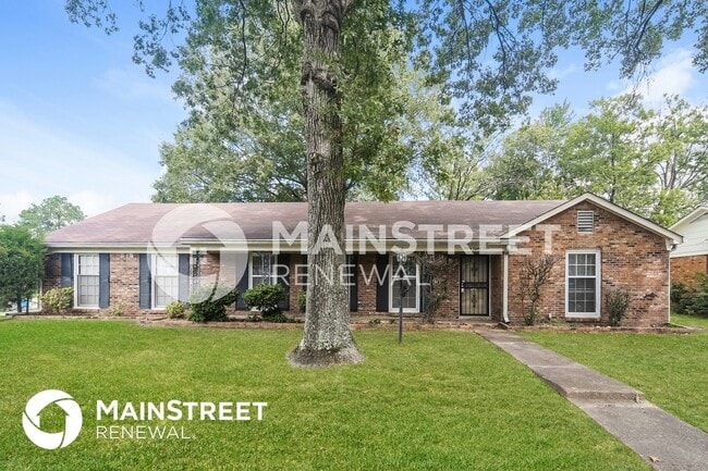 Building Photo - 3084 Kemper Dr