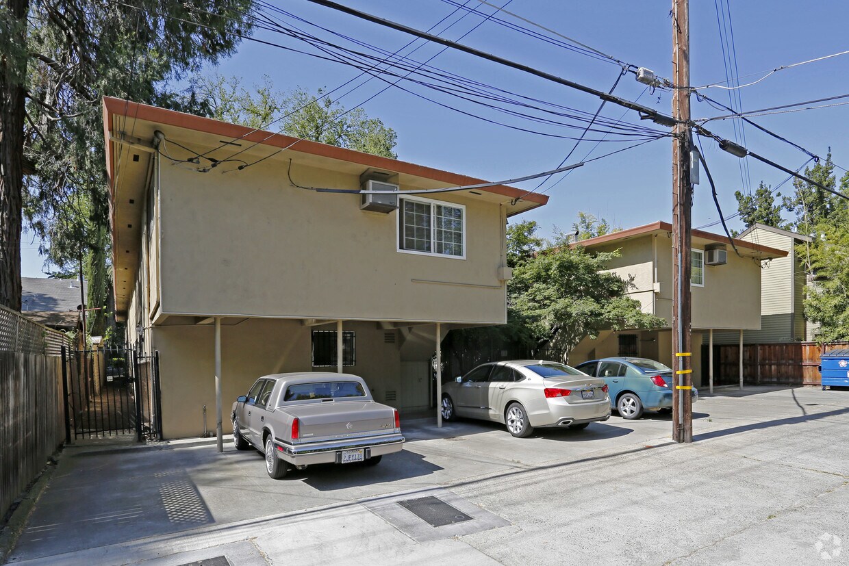 Building Photo - 2519-2523 G St