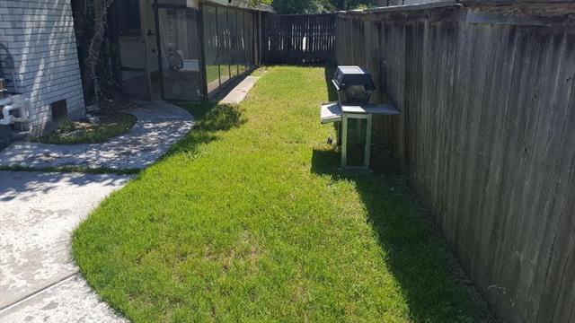 Building Photo - 5701 Excalibur Dr