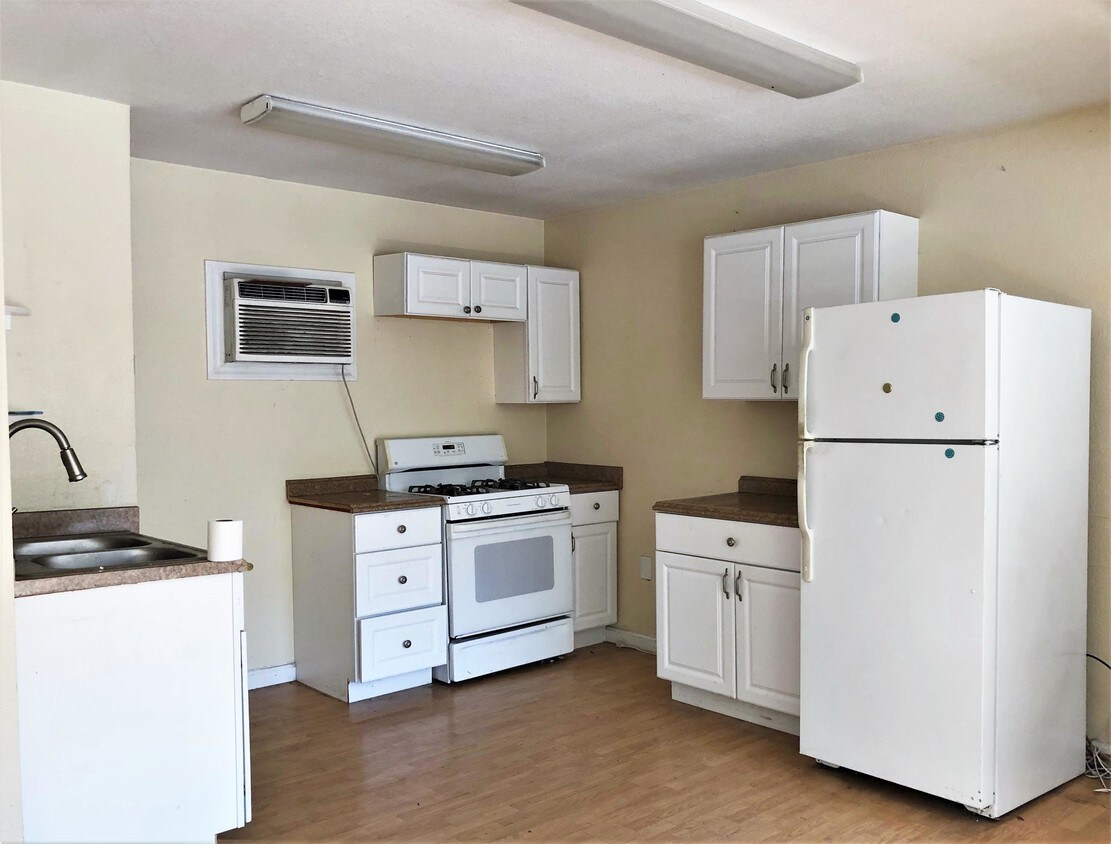 Building Photo - 2814 Lone Tree Way