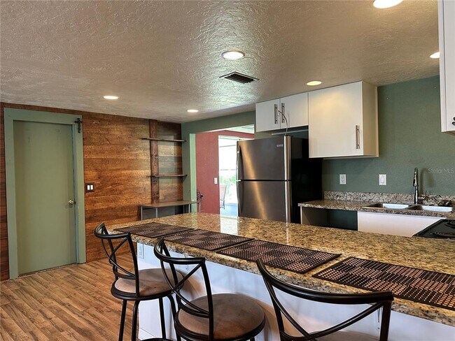 Building Photo - 12807 Vassar Ct