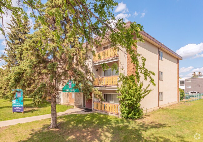 Photo du bâtiment - Shirley Manor