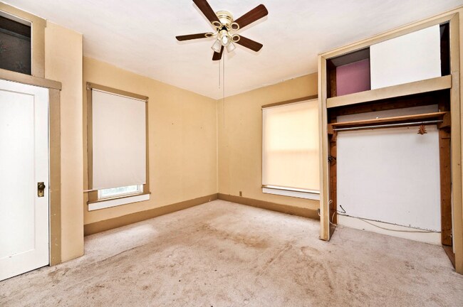 Foto del edificio - 269 N Vine St