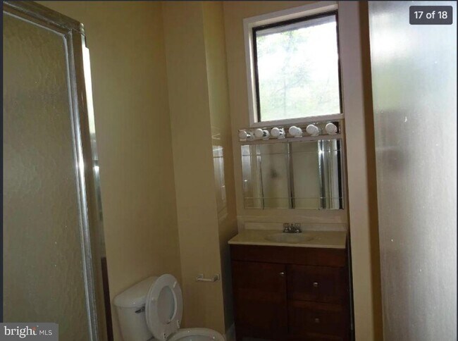 Building Photo - 2172 Cartwright Pl