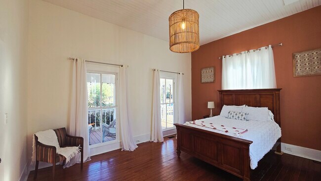 Foto del edificio - 13333 W Main St