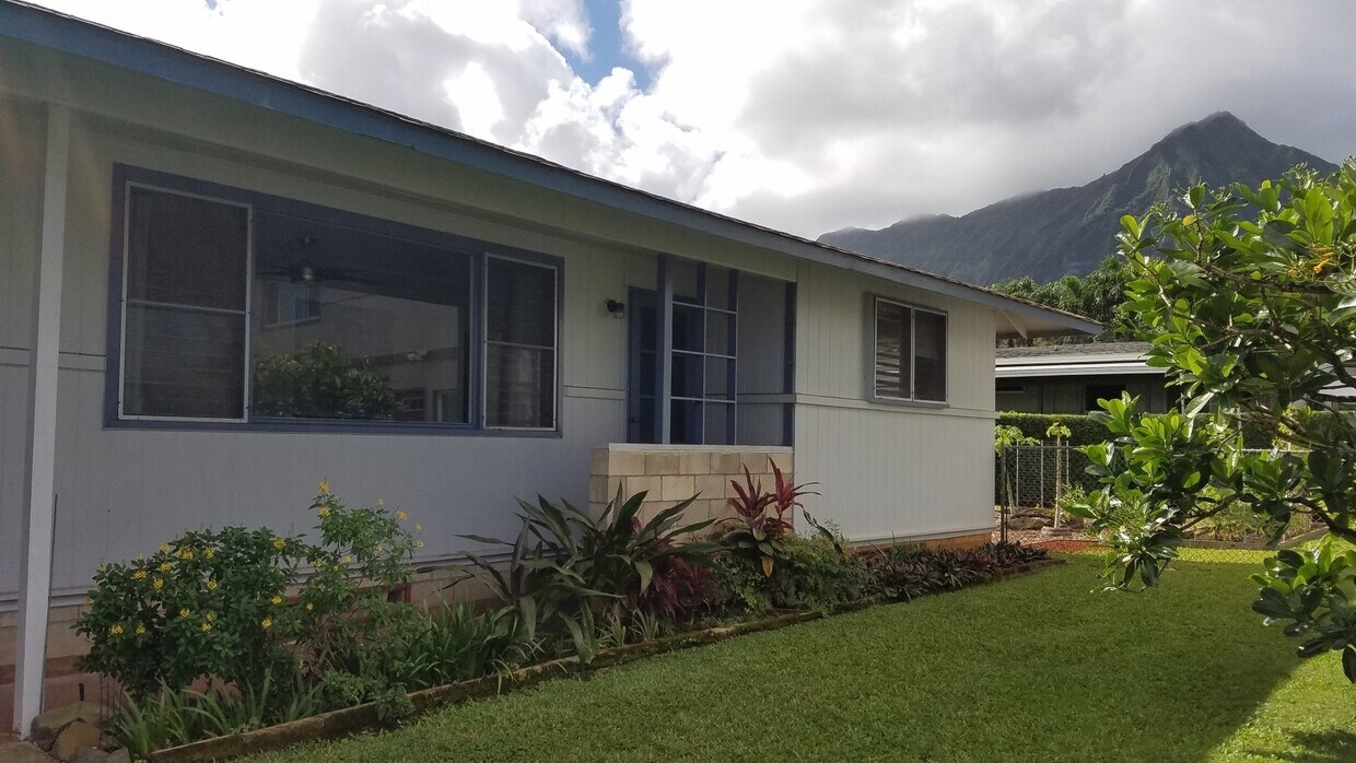 Foto principal - 2BD / 1BA / Carport- Single-Family Home – ...