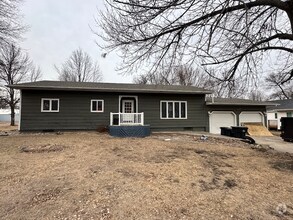 Building Photo - 101 Ave A E