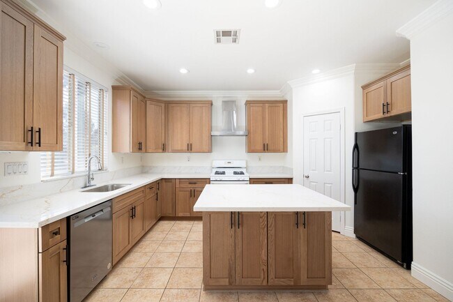 Foto del edificio - 1193 Paradise Trail Rd