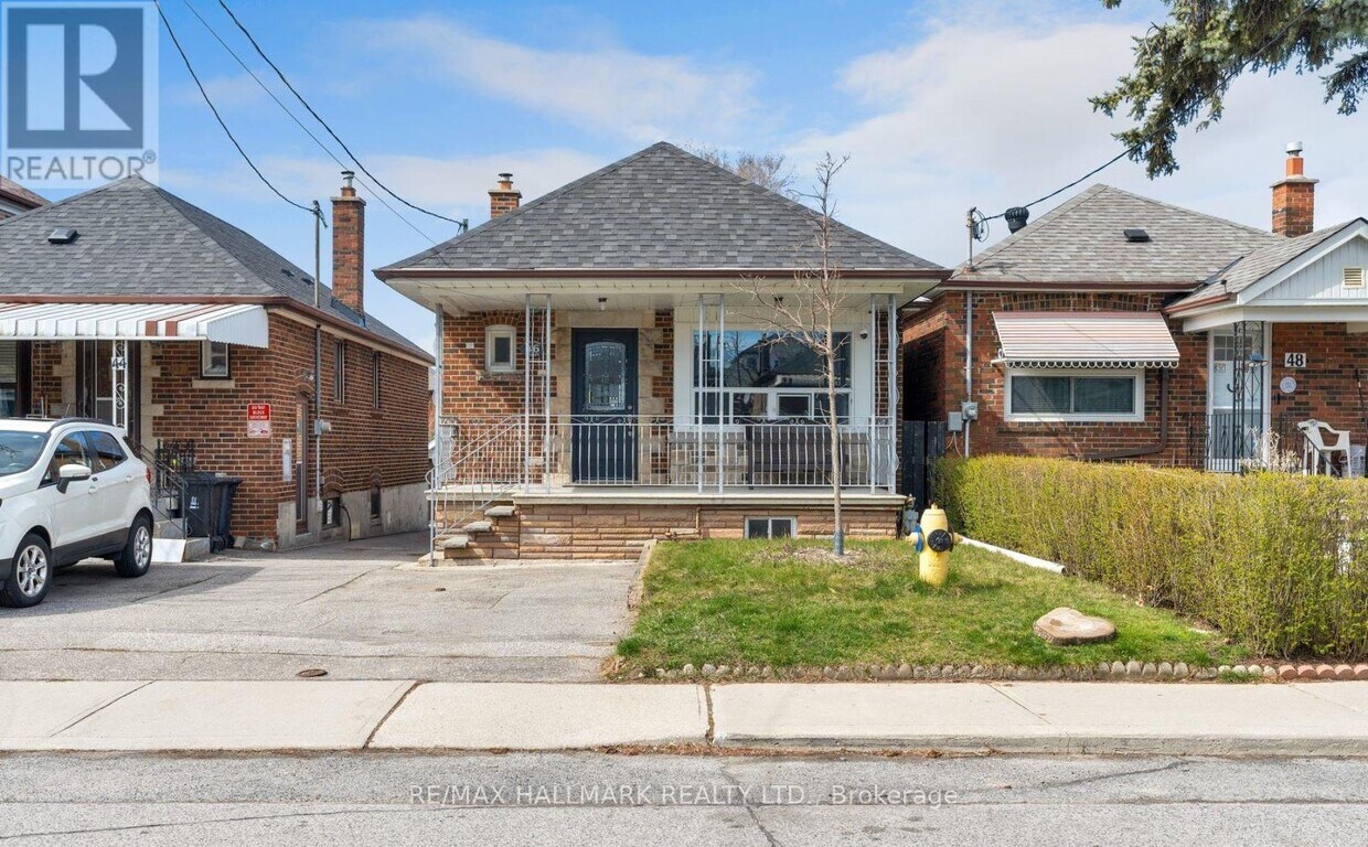 Primary Photo - 46 Miranda Ave