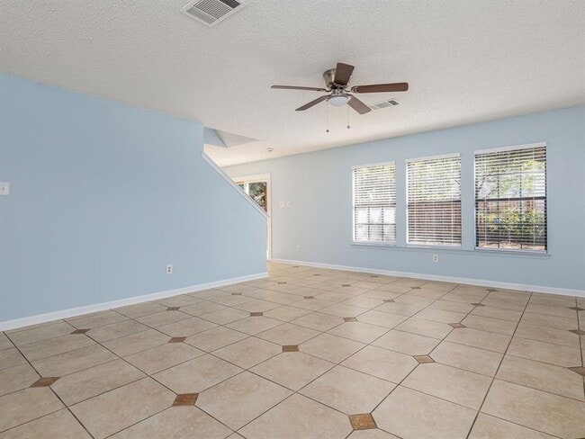 Building Photo - 3401 Settlement Dr