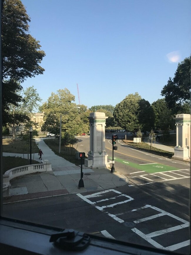 Foto del edificio - 2BR 1Bth unit. Great location! Must see!