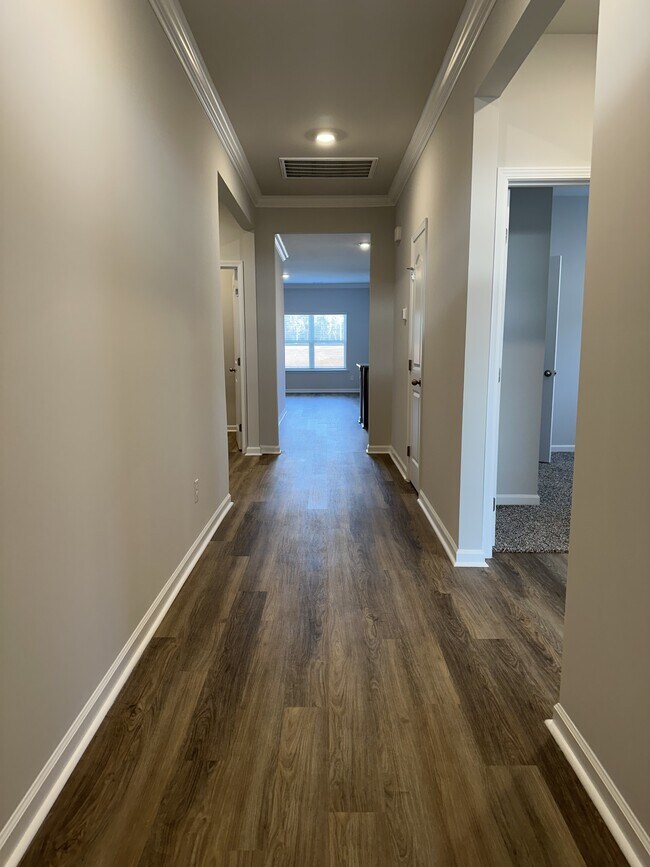 Foto del edificio - 231 Antler Ridge Dr