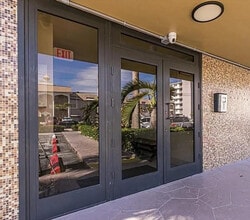 Building Photo - 301 Golden Isles Dr