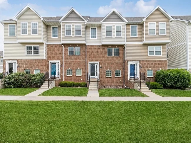 Building Photo - 620 Nantucket Pl