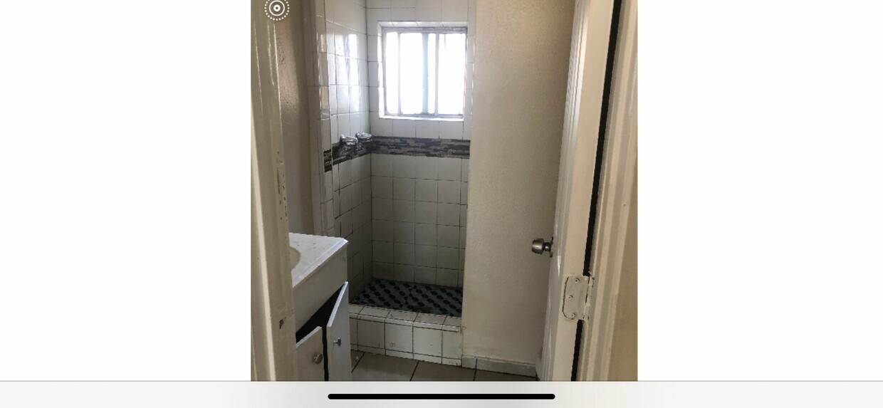 Foto principal - 11208 S Prairie Ave