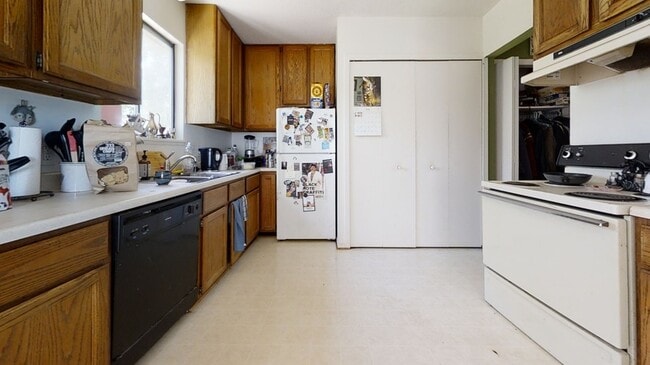 Photo - 795-97 N. Maple-795 Apartment