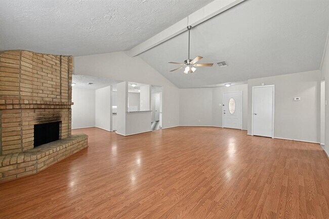 Building Photo - 2710 Hazy Creek Dr