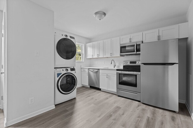 Building Photo - 2128 S Roxboro St