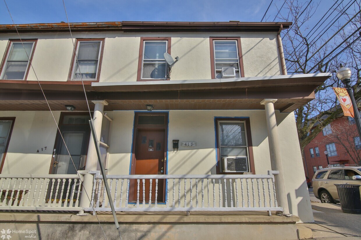 Primary Photo - 419 Vine St