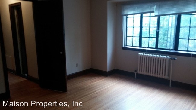 Building Photo - 125 Highland Pkwy