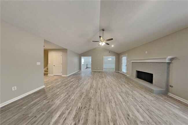 Foto del edificio - 3944 Riverstone Dr