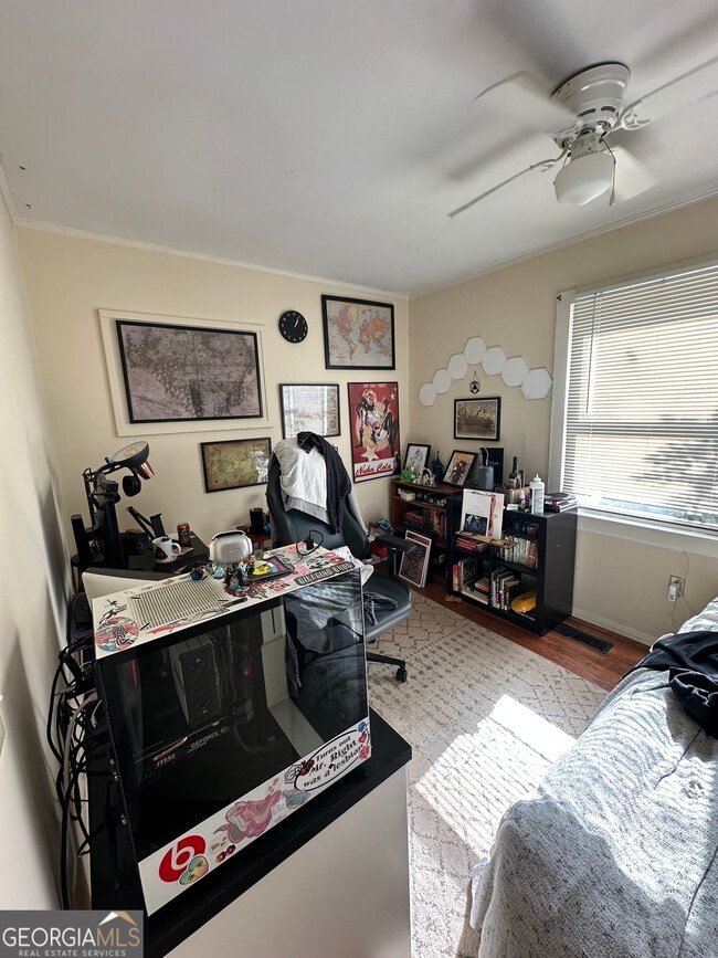 Building Photo - 175 Habersham Way