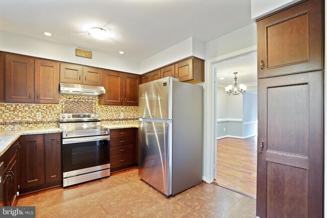 Foto del edificio - 3711 Jenny Lynne Ln