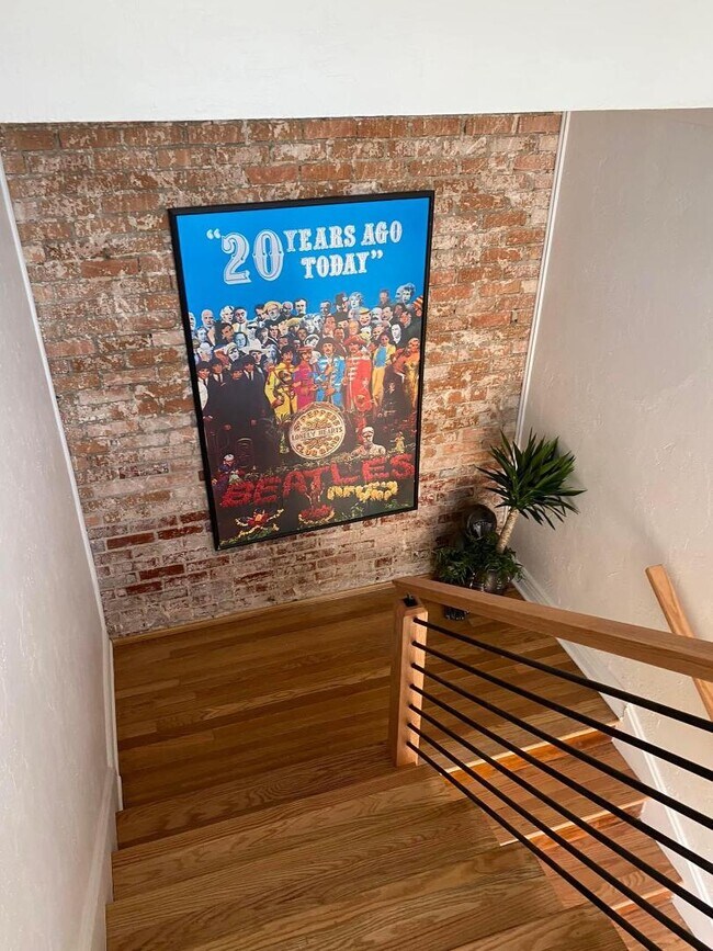 Foto del edificio - 922 Maple Ave