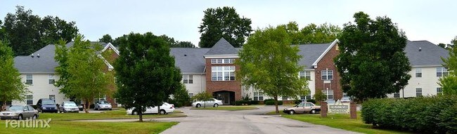 Foto del edificio - 325 Brighton Park Blvd