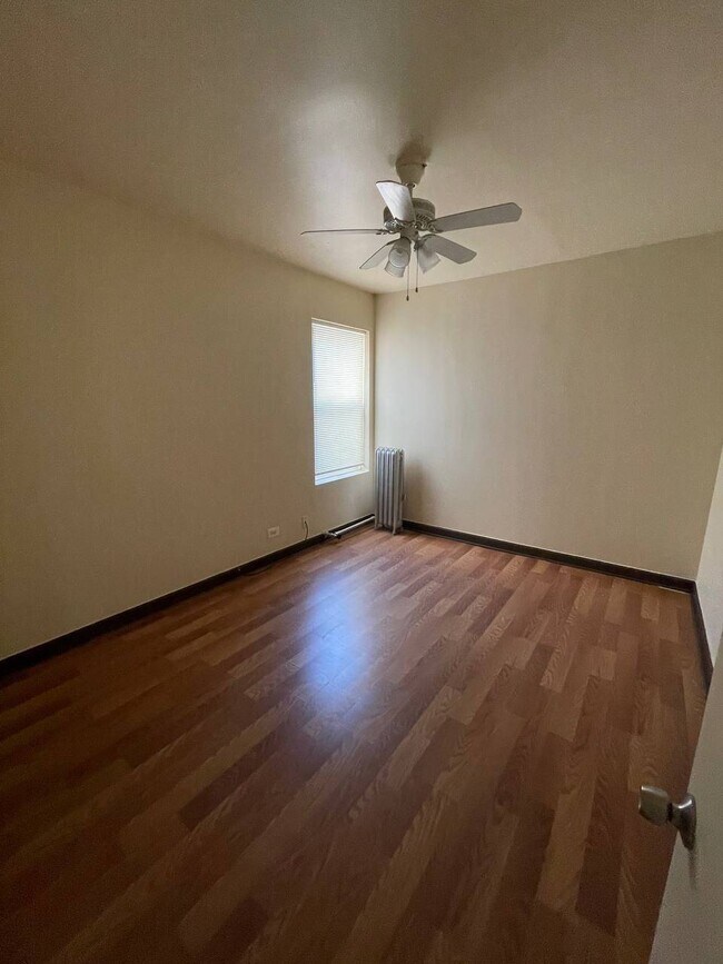 Bedroom - 7808 Southshore