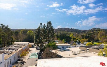 Building Photo - 11912 Laurelwood Dr