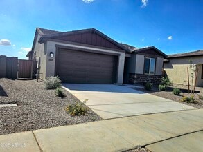 Building Photo - 15627 W Hackamore Dr
