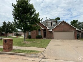 Building Photo - 1845 Courtney Ln