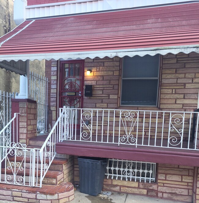 Building Photo - 2905 N Bambrey St