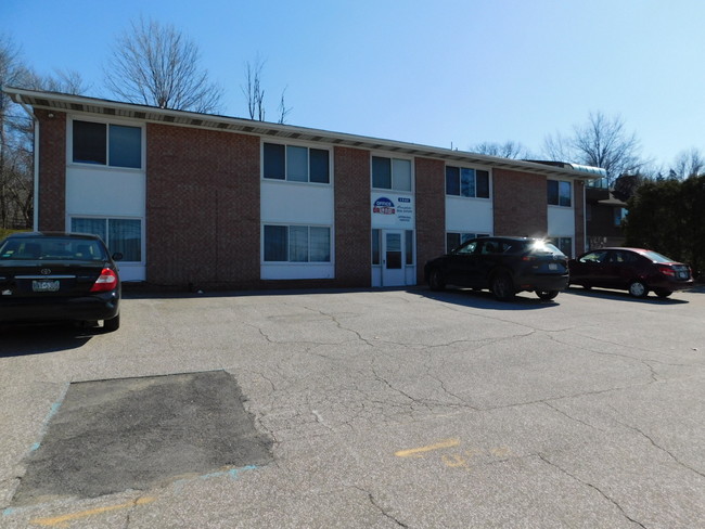 Front Exterior - 1553 W Grandview Blvd