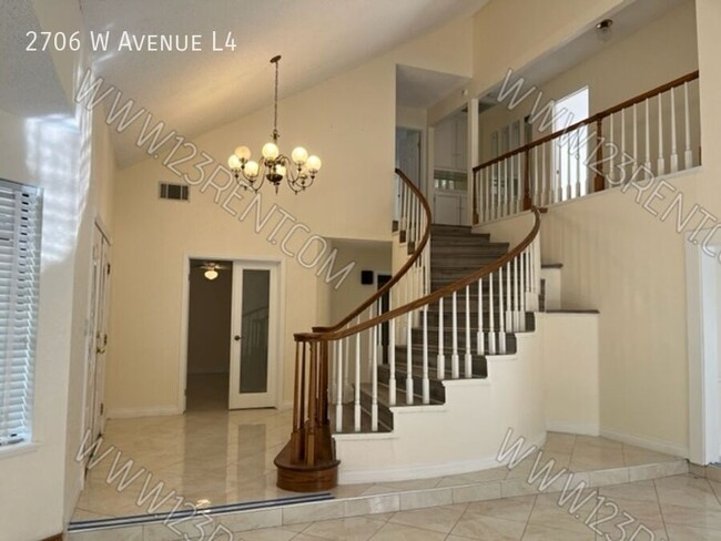 Foto del edificio - 2706 W Ave L4