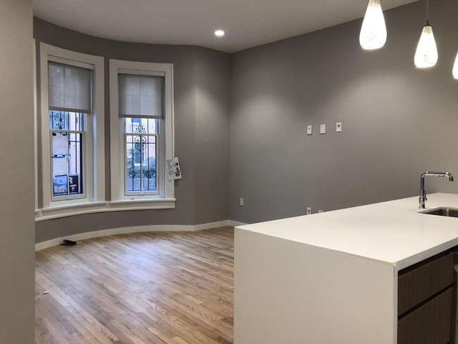 Foto del edificio - 1409 Corcoran St NW