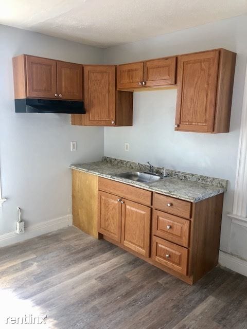 Foto del edificio - 3 br, 1 bath  - 127 Beacon Ave Unit 2