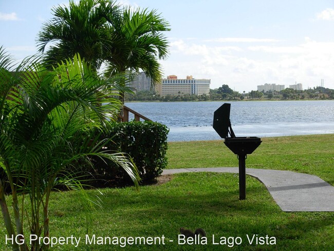 Foto del edificio - 1101 Golf Ave