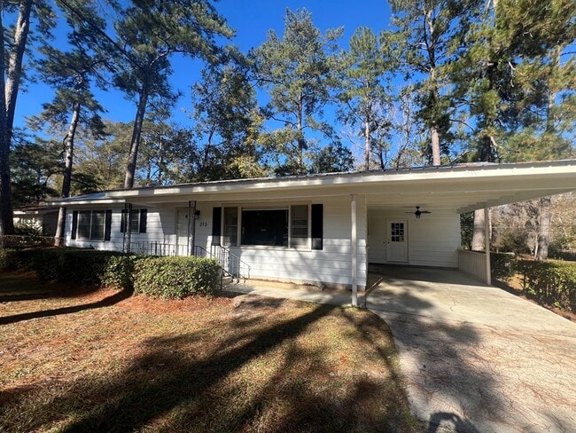 Foto del edificio - 213 Tucwal St