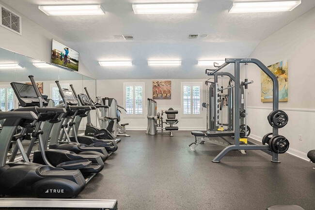 Photo - Spyglass Apartments