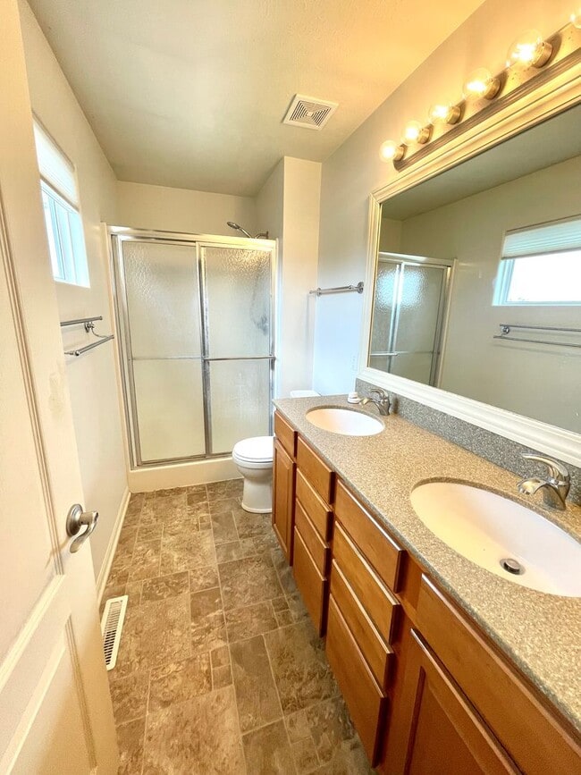 Foto del edificio - Charming 3-Bedroom, 2-Bath Home in Quail Run!