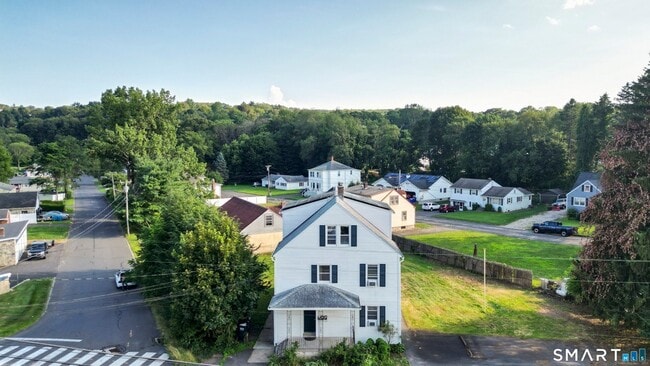 Photo - 383 Davis St House