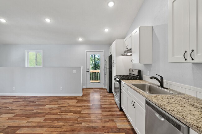 Foto del edificio - 900 Westwood Dr